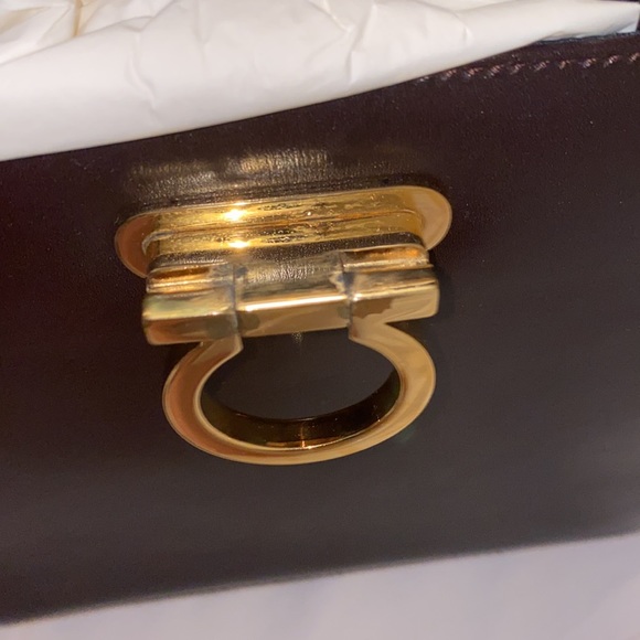 Salvatore Ferragamo Brown Leather Gancini Shoulder Bag - Picture 7 of 10